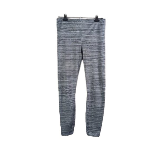 Athleta Pants - Athleta 7/8 Leggings Striped With Pockets Black and Gray Size M